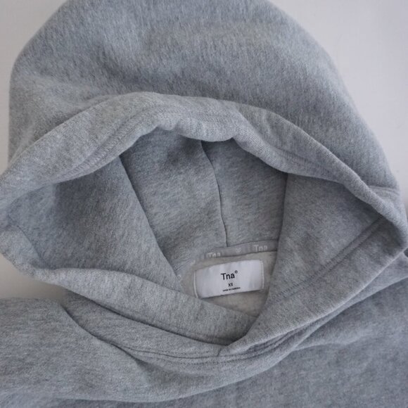 Aritzia TNA Grey Cropped Hoodie Cotton Sweatshirt Sweater XS - Picture 8 of 12